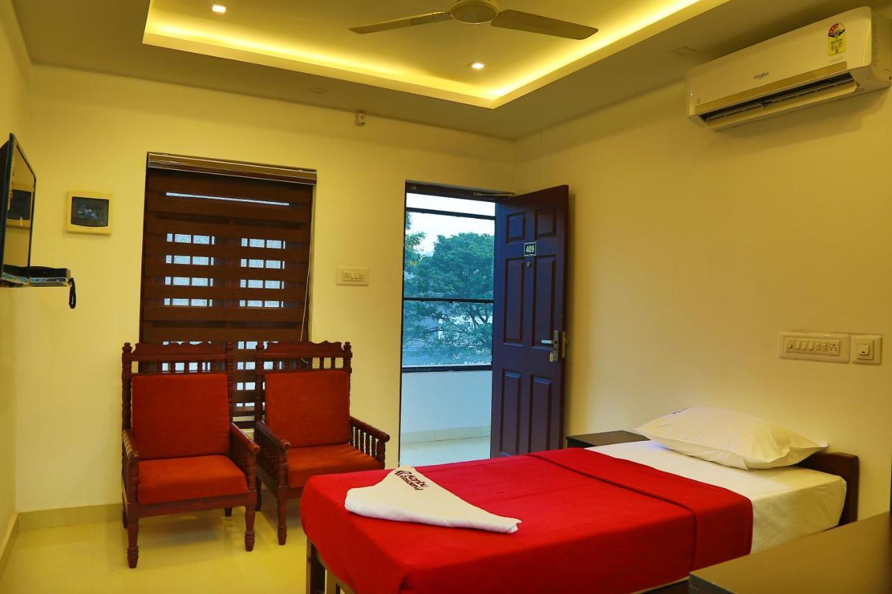 Hotel Karibu Residency Malappuram Exterior foto